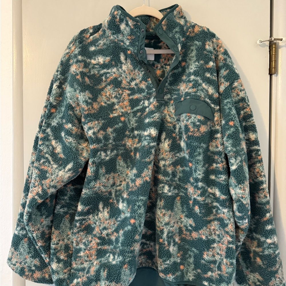 Goodfellow & Co Green and Orange Fleece Pullover